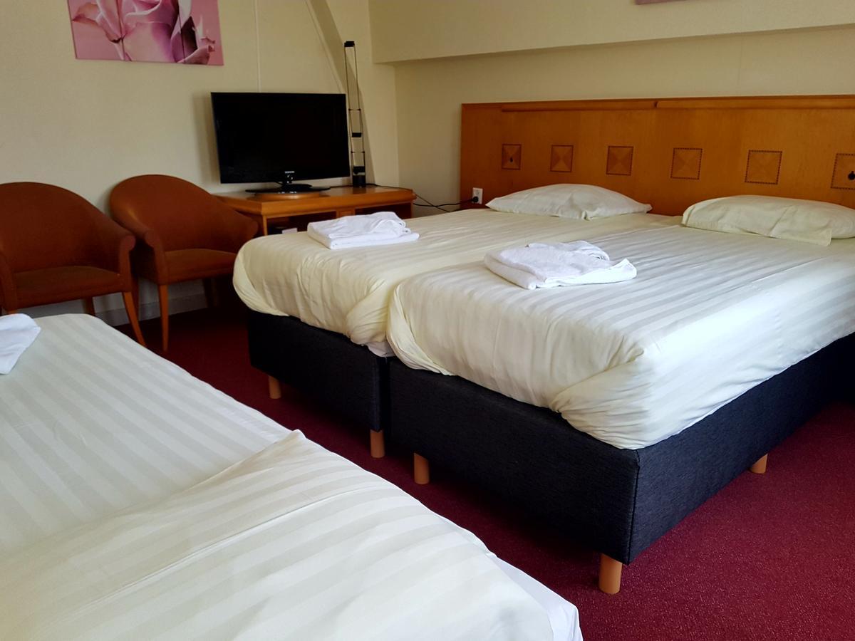 Standard Triple Room,1774419935:JPEG